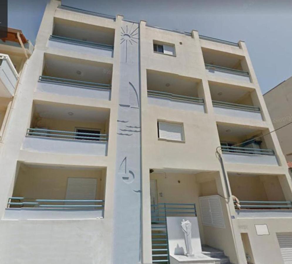 Balsam Suite - 50M To The Beach Kalamata Dış mekan fotoğraf